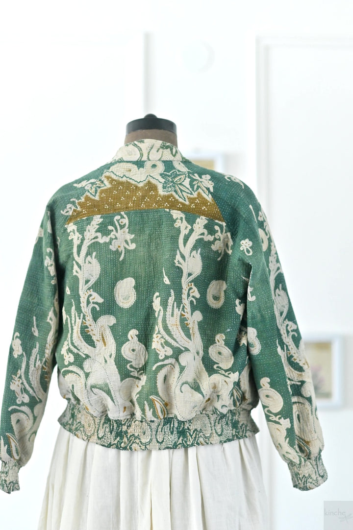 X Large, Alice Jacket in a beautiful Vintage Print, Slightly Quilted - kinchecom