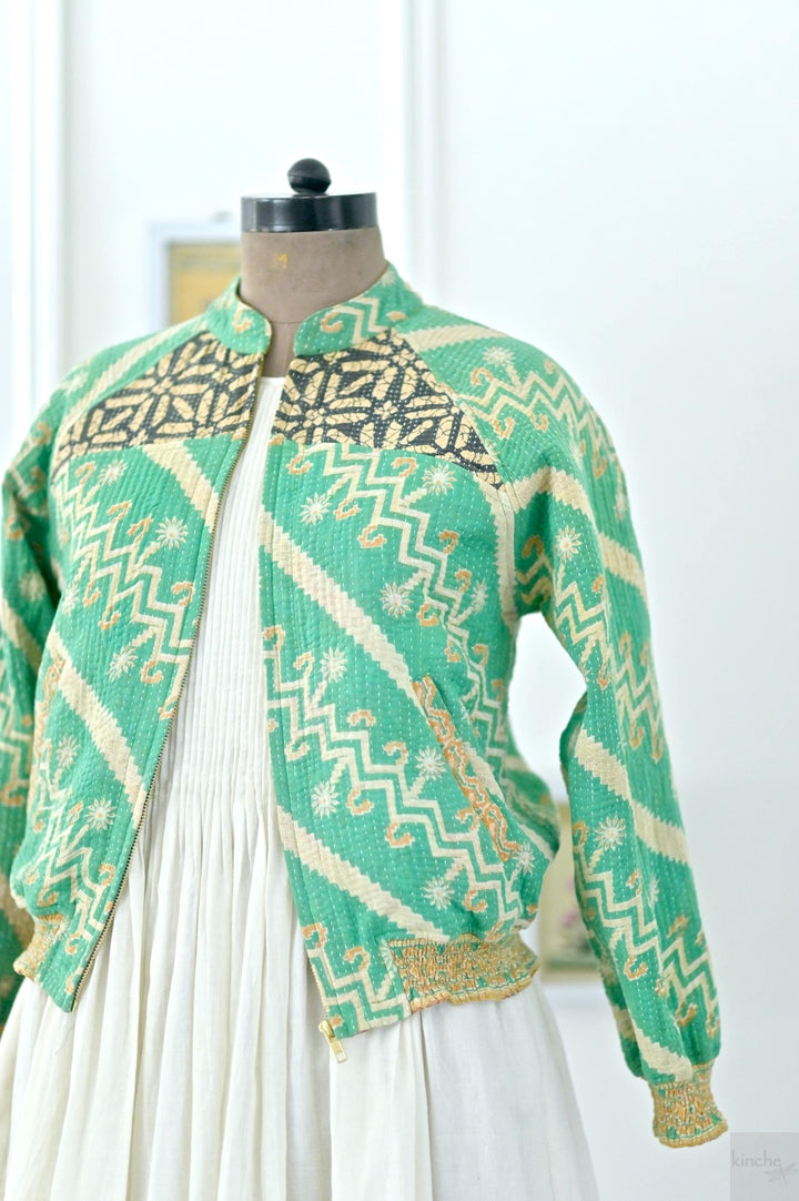 Medium, Charlotte Jacket in a beautiful Vintage Print, Quilted Cotton - kinchecom