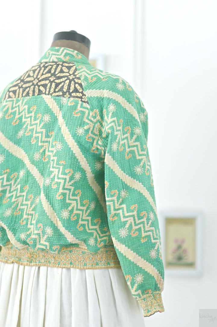 Medium, Charlotte Jacket in a beautiful Vintage Print, Quilted Cotton - kinchecom