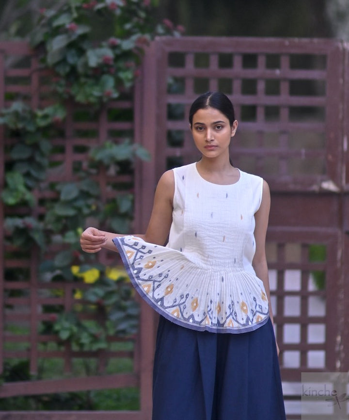 Zero, Handmade Jamdani Weave, Indigo and Off White Sleeveless Blouse