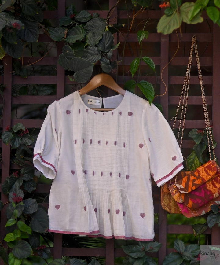Zero Heart, Handmade Jamdani Weave, Off White & Red Heart Patterns