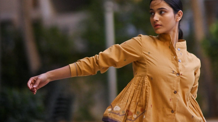 Mira, Handmade Jamdani Weave, Ochre Kedia Style Blouse