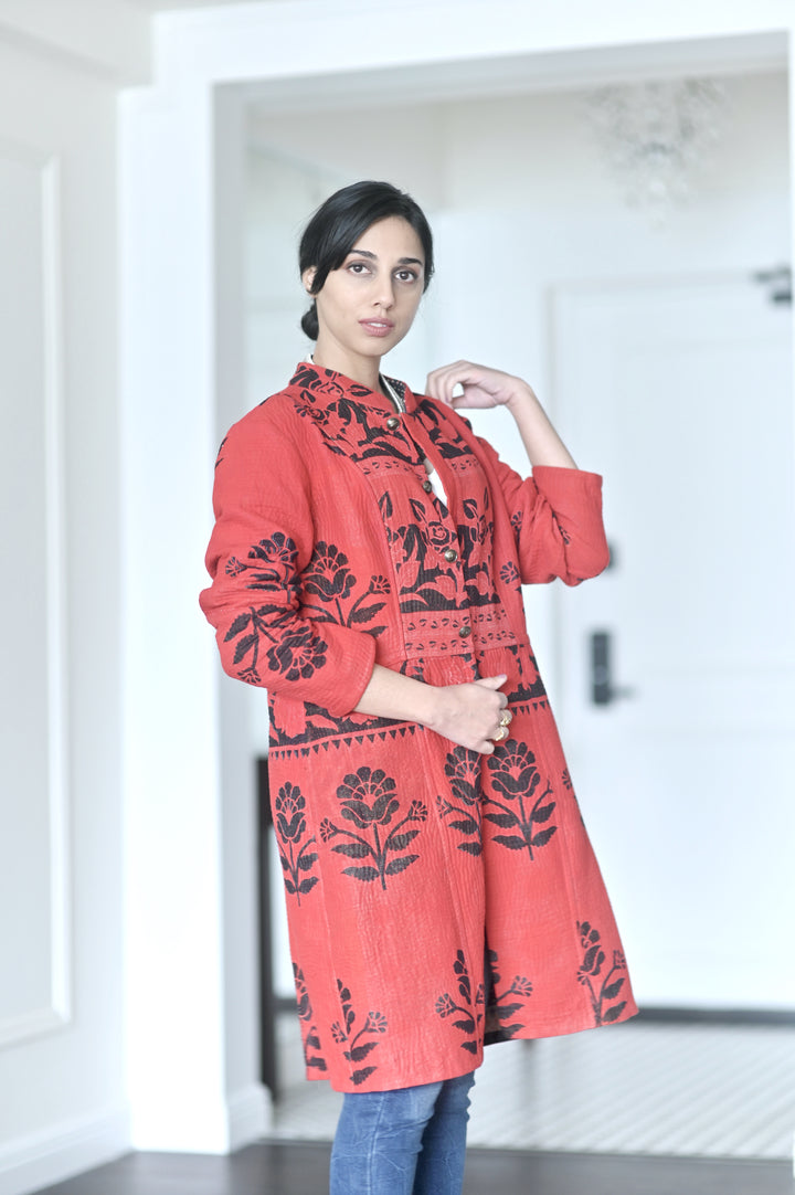 Alice,  XL, Knee Length Long Coat in Deep Red and Black, Quilted Kantha - kinchecom