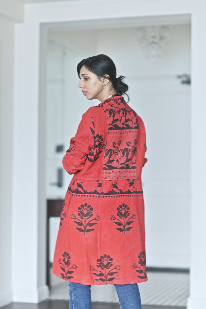 Alice,  XL, Knee Length Long Coat in Deep Red and Black, Quilted Kantha - kinchecom