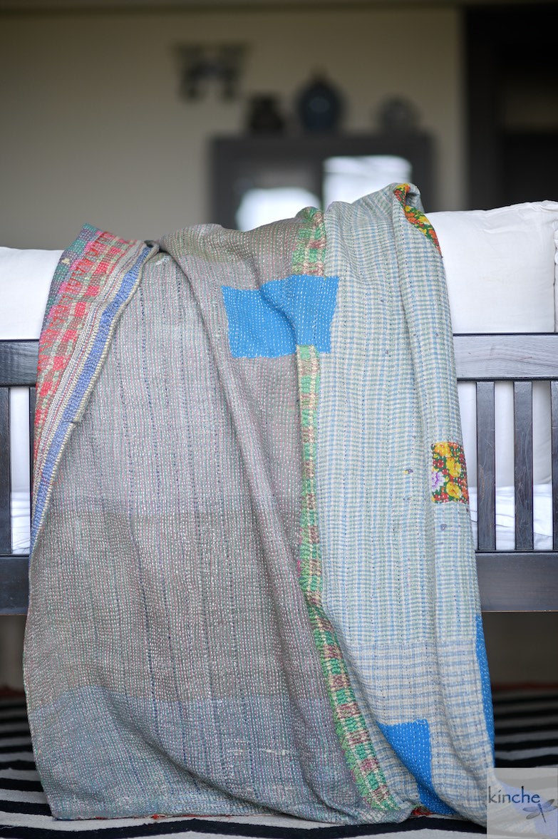 Jhalawar, Rare kantha Collectible Quilt in Medium to Heavy Weight and Embroidery - kinchecom