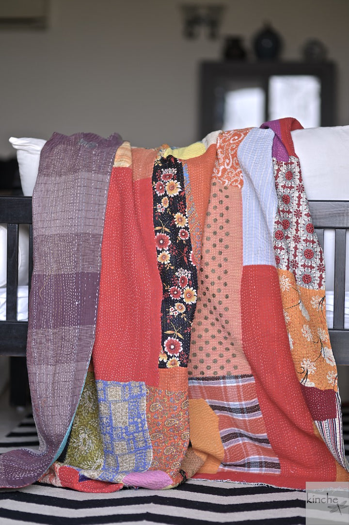 Kont, Rare Kantha Collectible Quilt in Medium to Heavy Weight and Embroidery - kinchecom