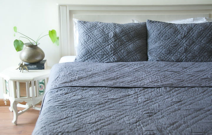 Nottingham, Hand Quilted Diamond Pattern Grey Quilt 98x92 Inches, Queen Size - kinchecom