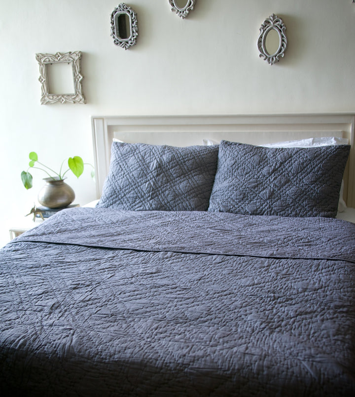Nottingham, Hand Quilted Diamond Pattern Grey Quilt 98x92 Inches, Queen Size - kinchecom