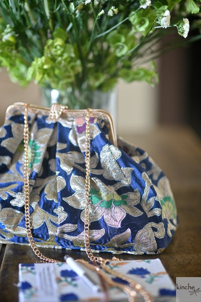 Adele, Clasp Handbag, made with 100% Gyasar Silk Zari Fabric - kinchecom