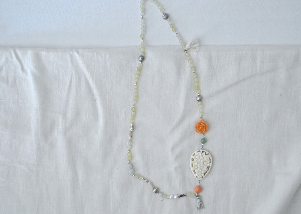 Celeste, Aventurine Semi Precious Bead, Agate Beads & Resin Beads Necklace - kinchecom