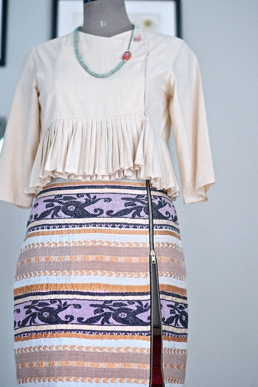 Adros, Vintage kantha Handmade Adjustable Zipper Thigh Slit, Skirt - kinchecom