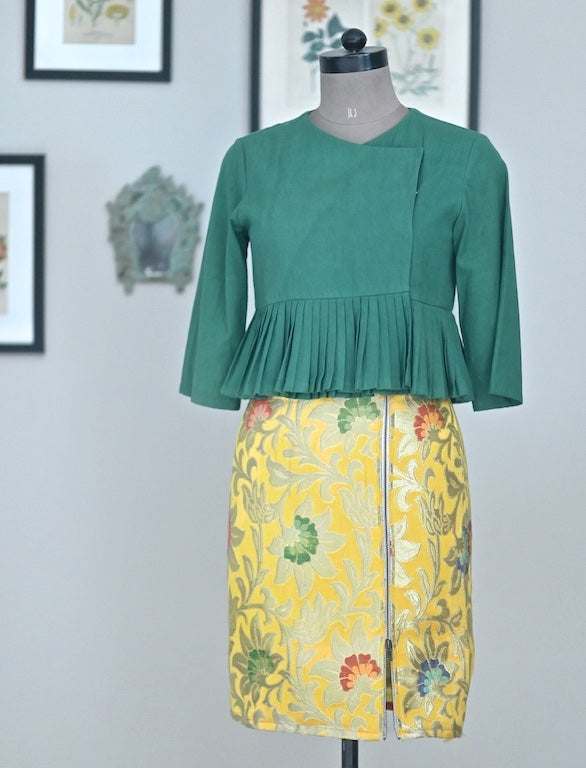 Firdaus, Yellow Gyasar Silk Skirt, Hand Woven in Size Small - kinchecom