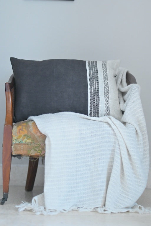 Rhuiya, Hand Made Kala Cotton Large Cushion Cover 24X16" - kinchecom