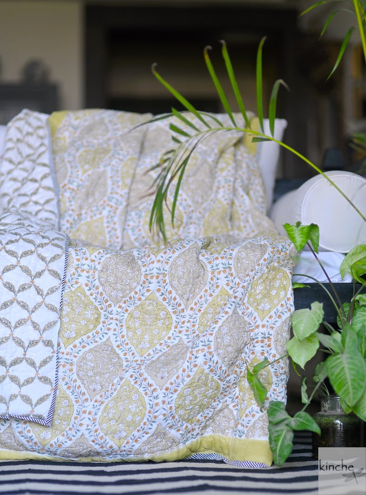 Kolkata Jaipuri Quilt/ Razai, Mughal Floral Print in Deep Yellow, Handmade 100X92" - kinchecom