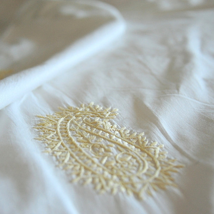 Hand Embroidered Beige Paisleys on White Cotton Duvet Cover ~ Queen Size 98x92" - kinchecom