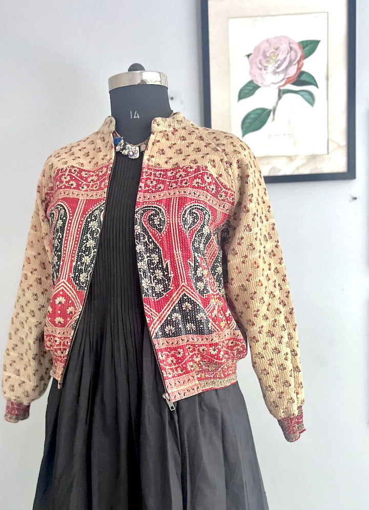 Large, Rachel Jacket in a beautiful Vintage Print, Slightly Quilted - kinchecom