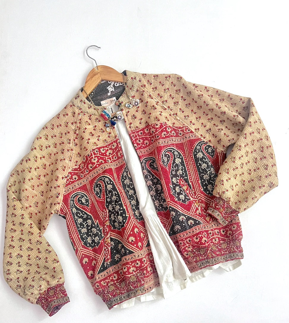 Large, Rachel Jacket in a beautiful Vintage Print, Slightly Quilted - kinchecom