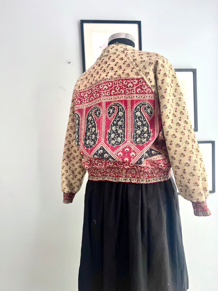 Large, Rachel Jacket in a beautiful Vintage Print, Slightly Quilted - kinchecom
