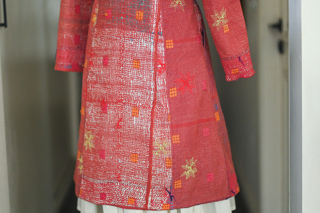 Gul, Handmade Vintage Distressed Kantha Long Blazer in Medium - kinchecom