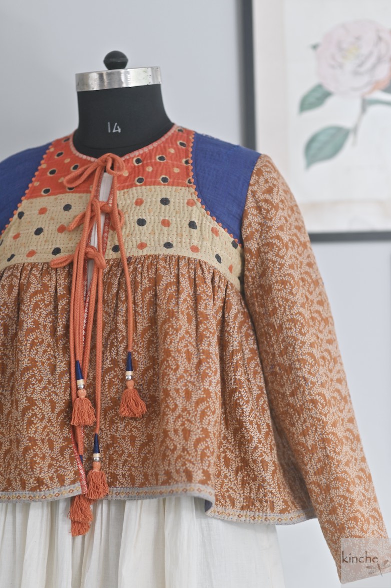 Lサイズ、イズミール、手作り&amp;手刺繍のKantha Kediyaジャケット