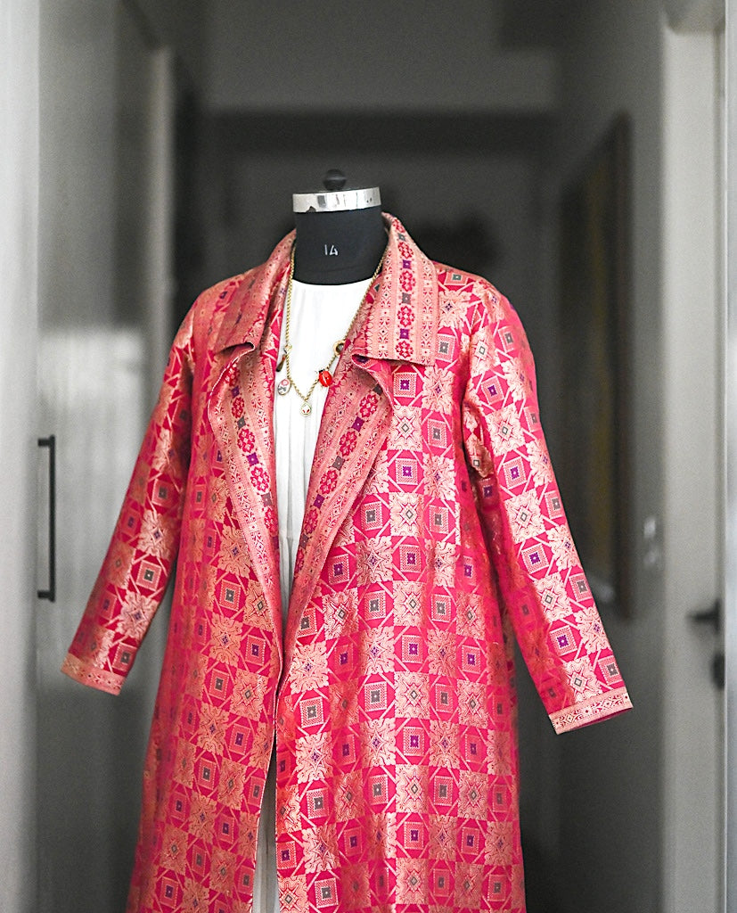 Jama 33, Long Robe Style Coat made with Vintage Zari Silk in Fuschia, XL - kinchecom