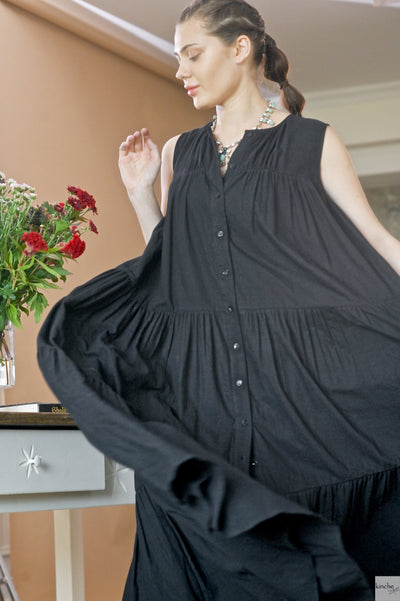 Black tiered maxi dress in poplin