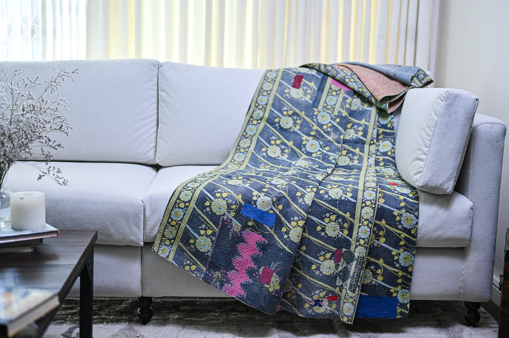Jhalwar, Vintage Hand Embroidered Kantha Quilt, Patchworked, Medium - kinchecom