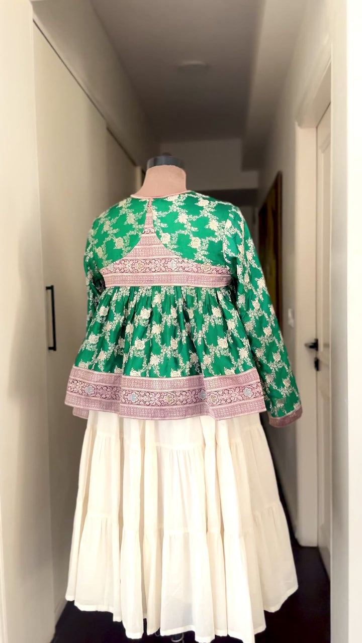 Aarohi, vintage saree, Zari Katan Silk Kedia in Large