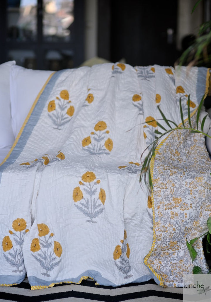 New Delhi, Jaipuri Quilt/ Razai, Mughal Floral Marigold Print, Handmade 100X92" - kinchecom