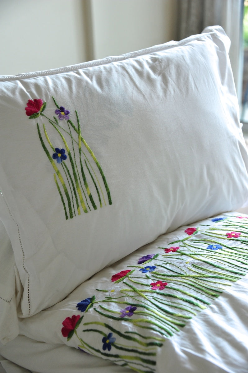 Hand Embroidered Floral Duvet Cover, at hem, Multicolor Tulip Flowers - kinchecom