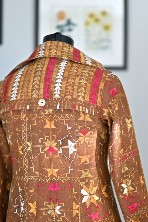 Inderjeet Kaur, Size Medium/Small Vintage Phulkari Trench Jacket, One of a Kind - kinchecom