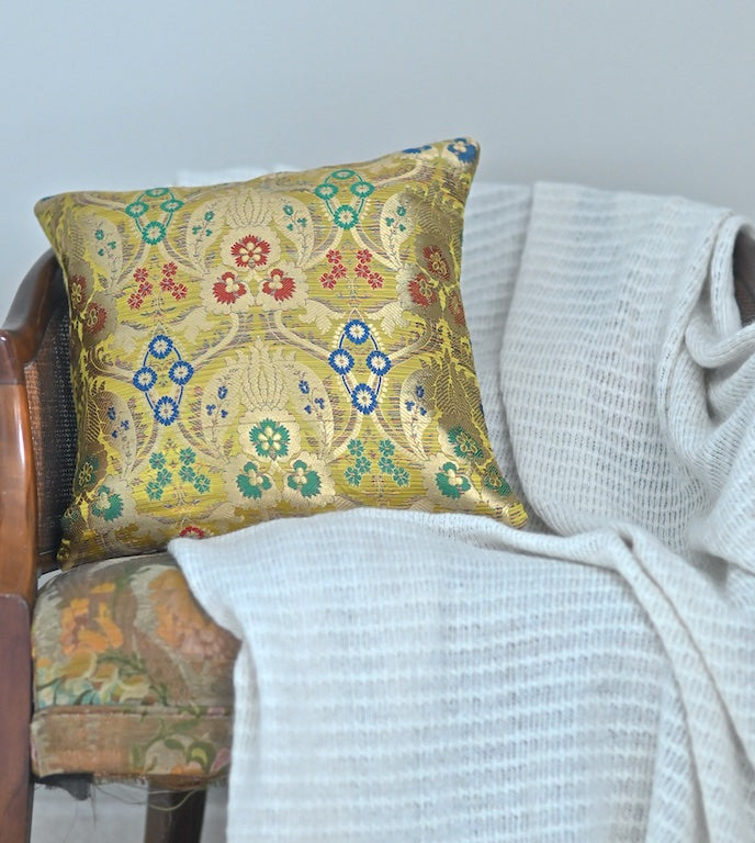 Aner, Katan Silk Cushion in Beautiful Gold Weave 16X16 Inches - kinchecom