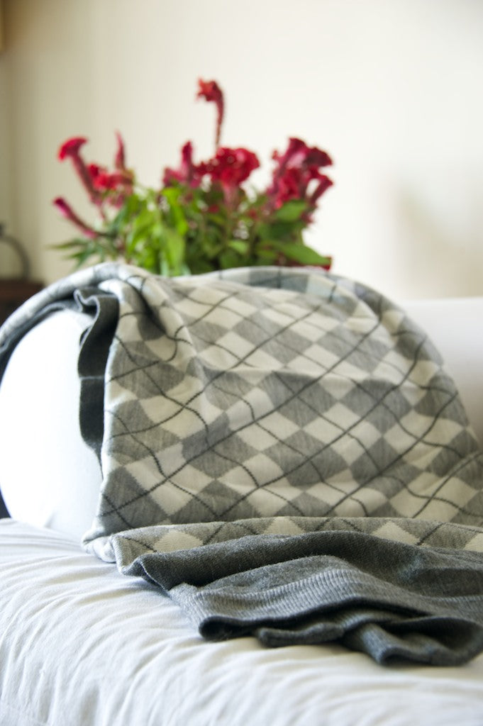 Cybel, Knitted Argyle Pattern Cotton Throw in Grey & Black  50X70 inches - kinchecom