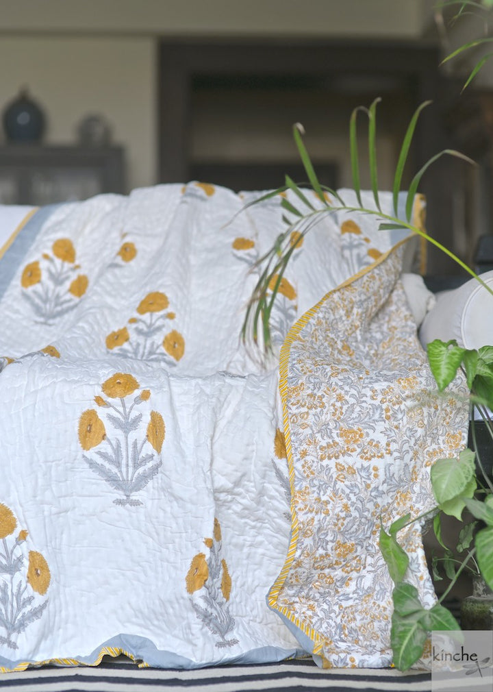 New Delhi, Jaipuri Quilt/ Razai, Mughal Floral Marigold Print, Handmade 100X92" - kinchecom