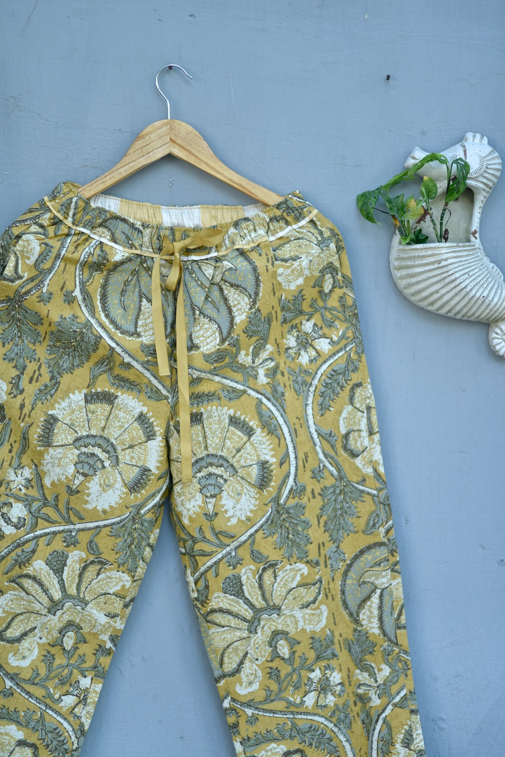 Ira, Pure Cotton Yellow Floral Print Pajama - kinchecom